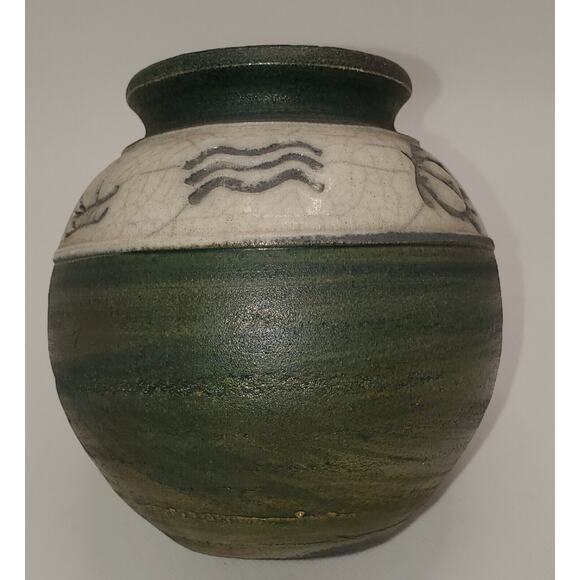 Hawaiian Raku Pottery Vase Signed By C Matti Maui Petroglyphs Faint Chip On Top - Picture 11 of 14